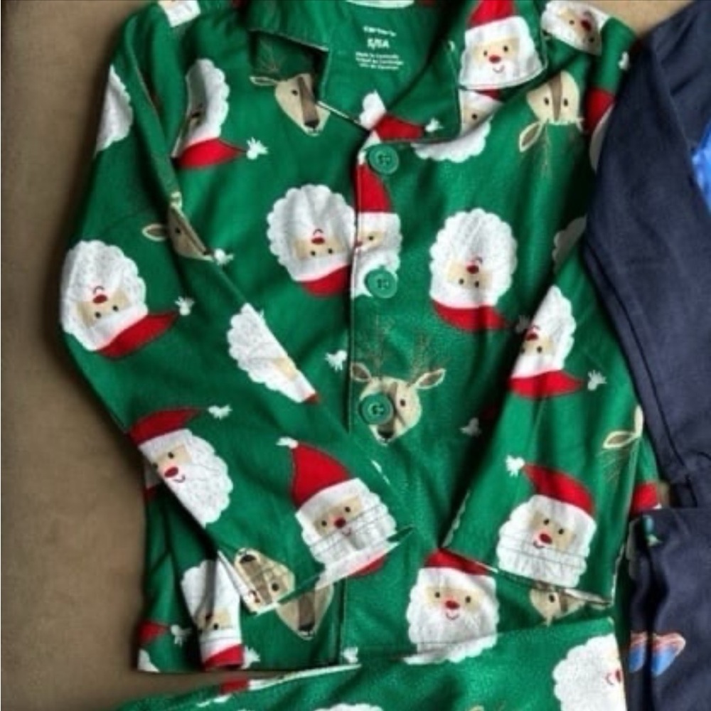 Boy clothes bundle - Picture 2 of 2